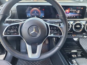 Mercedes A 177 - 10