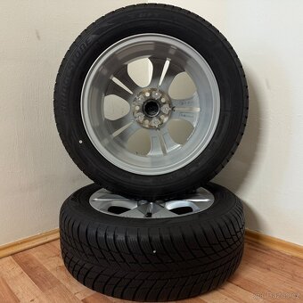 BMW X1 F48 5x112 R17 ET52+ZIMNÍ 225/55R17 8mm - 10