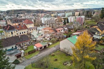 Prodej rodinného domu se zahradou a samostatnou garáží v obc - 10