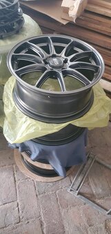 OZ racing hyper gt hlt 5x120 r19 - 10