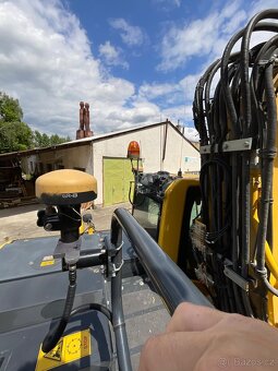 Kolové rypadlo KOMATSU PW 160-11 - 10