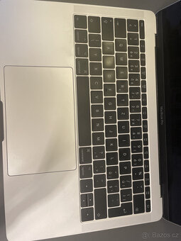 MacBook Pro 13.3" (2017) – 2,3 GHz i5, 8GB RAM, 250GB SSD - 10