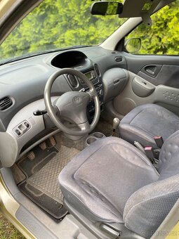 Toyota Yaris Verso 1.3i 63kw rok 2000 STK 08/2025 Euro3 - 10