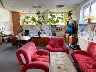 Průmyslový areál - výrobní, skladovací a kancelářské prostor - 10