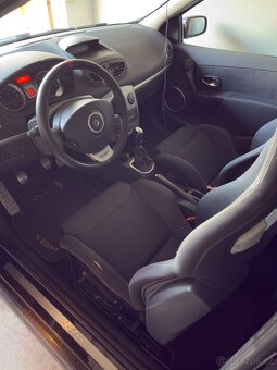 Renault Clio 3 RS - 10