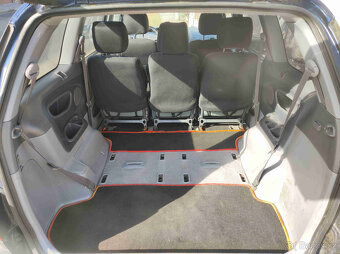 Toyota Previa 2.4i - 10