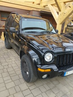 Jeep Cherokee 2,8 crdi 120kw BEZ KOROZE - 10