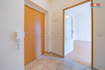 Pronájem bytu 1+1, 34 m², Aš, ul. Hlavní - 10