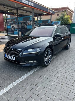 Skoda Superb Laurin&Klement max vybava - 10