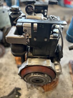 Predám motor 2s90 slavia na tz4k14,mt8 132, malotraktor - 10