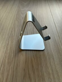 Stojánek na telefon - 10