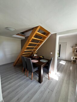 Rodinný dům 4kk Tišice - 10