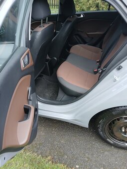 HYUNDAI I20 1.2 55KW r.v.2015 nový v čr.naj.89 777km. - 10