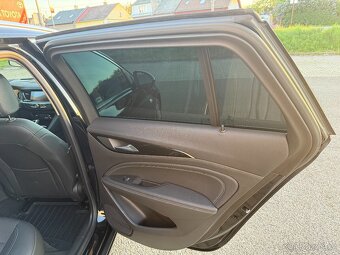 Opel Insignia B Sports Tourer - 10