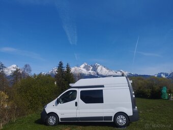 Obytná dodávka Nissan Primastar 2,5 dci - 10