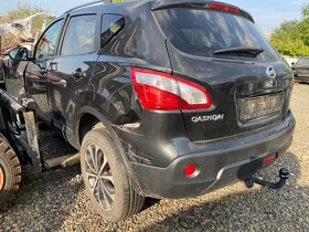 Náhradní díly z Nissan Qashqai J10 - 10