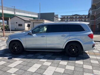 Mercedes Benz GL500 - 10