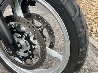 Suzuki DL 650 V-Strom - 10