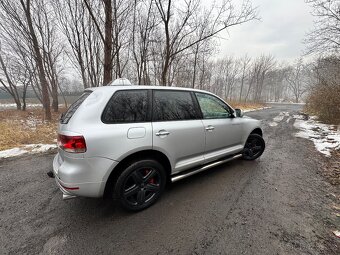 Volkswagen Touareg 3.2 V6 LPG – facelift vzhled, tažné 3,5t - 10