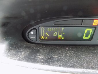 Citroën Xsara Picasso 1.6i/klimatizace/ - 10