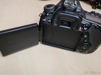 Canon EOS 80D + objektív EF 22–55mm f/4–5.6 USM - 10