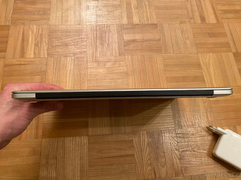 Prodám MacBook Pro 15” Mid 2015, i7 2.2 GHZ, 16 GB RAM, 500 - 10