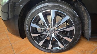 Volvo V40 Momentum 2,0d 110kW Automat - 10