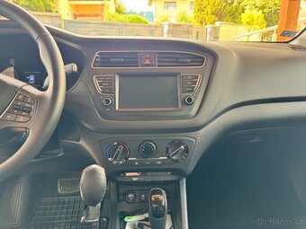 Hyundai i20 Active - 10