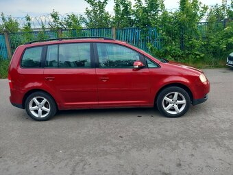 Volkswagen Touran 1.6 benzin kw 85 rok 2005 - 10