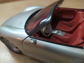 Model v měřítku 1:18 PORSCHE Boxster - Maisto. - 10