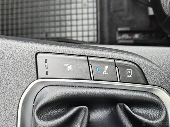 Hyundai i30 combi, r.v. 2023, 1.majitel, garážované - 10