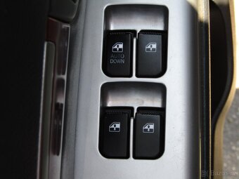 Hyundai Santa Fe 2.2CRDi , 114 kW nafta, 2008 - 10