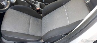 Ford Focus 1.6TDCi 80kW, RV 2010, Kombi, Alu, Klima - 10