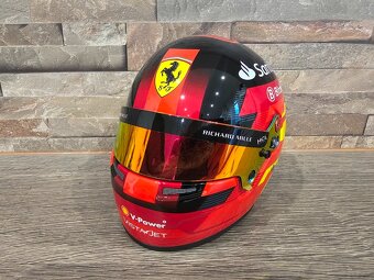 HELMY Ferrari 1:2 Leclerc -orig.podpisy,Sains - 10