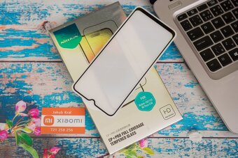 Tvrzené sklo Nillkin pro Xiaomi, Redmi nebo Poco - 10