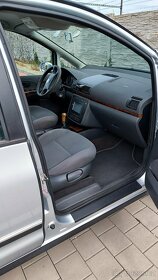 VW Sharan 2.0 TDI DPF Comfortline / 7 míst / Klima - 10