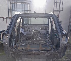 karoserie VW Touareg 7P0 - 10