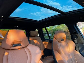 BMW X7 40d Mpaket, 2021, 7míst, H/K, tažné, panorama - 10