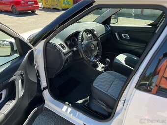 ŠKODA ROOMSTER 1. 6 MPI SERVISNÍ KNIHA - 10