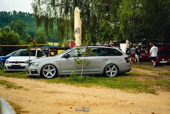 Škoda Octavia 3 VRS 2.0 TDI 135kw WEBASTO, DSG, CANTON, ACC - 10