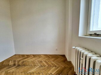 byt 3+1, 100 m2 u Sparty, Praha Bubeneč - 10