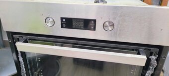 Vestavná trouba BEKO - 10