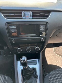 Škoda Octavia 3 1.6 TDI - 10