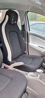 Renault Zoe - 10