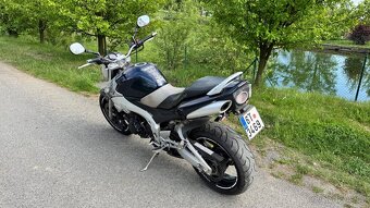 Suzuki GSR 600 2006 - 10