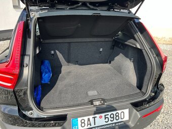 Volvo XC40 T2 - 10