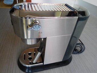 pákový kávovar DeLonghi EC680.M + příslušenství - 10