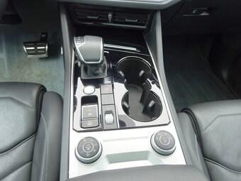 VW TOUAREG R-Line 3,0 TDI V6 DSG 4x4-DPH-86.830km+Serviska - 10