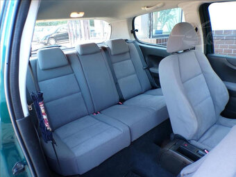 Peugeot 307 1,6 i KLIMA-HNED ODJÍŽDÍTE - 10