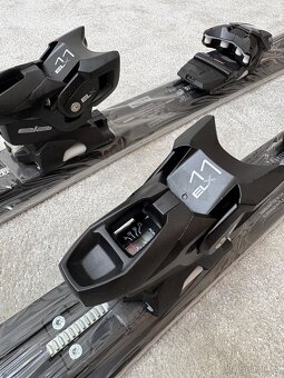 Nové lyže Elan Wildcat Blk Edit 76+ Elan ELX 11.0 GW - 10